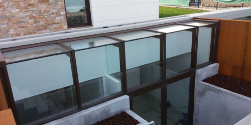 Detalle de solución de acceso a sótano en vivienda