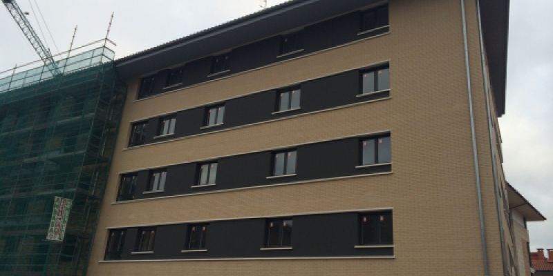 Conjunto de ventanas de edificio