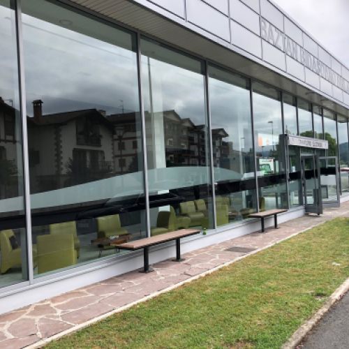 Ventanal lateral en edificio