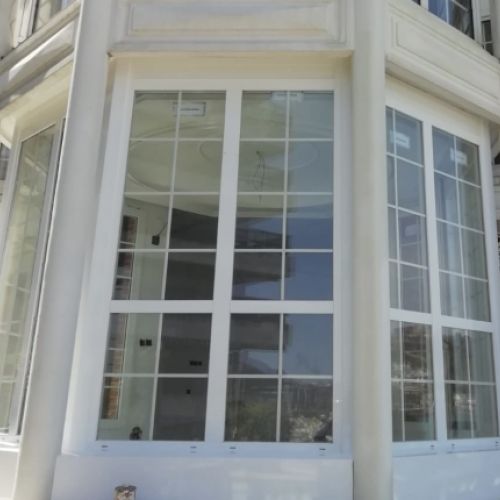 Diseño de ventanal poligonal